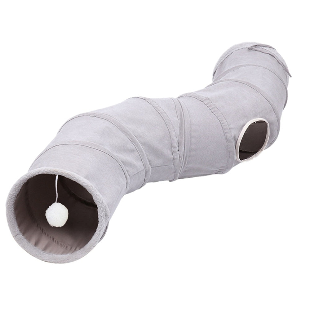 Cat playing in a Petmiva tunnel toy